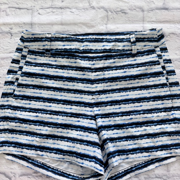 Spanx Sunshine 4” Striped Shorts S | Blue White - Picture 3 of 7